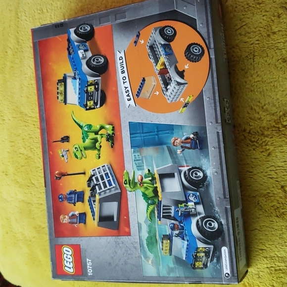 LEGO Juniors 10757 Raptor Rescue Truck - Picture 2 of 2